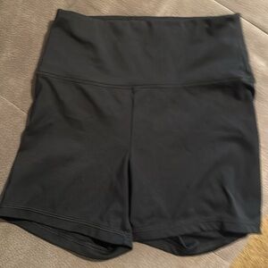 American Eagle The Everything Bike Short
